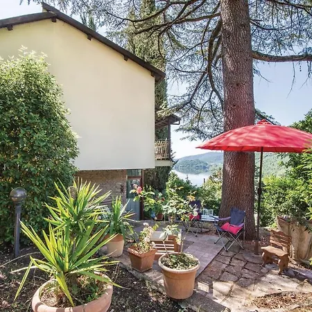Two-bedroom Holiday In Piediluco